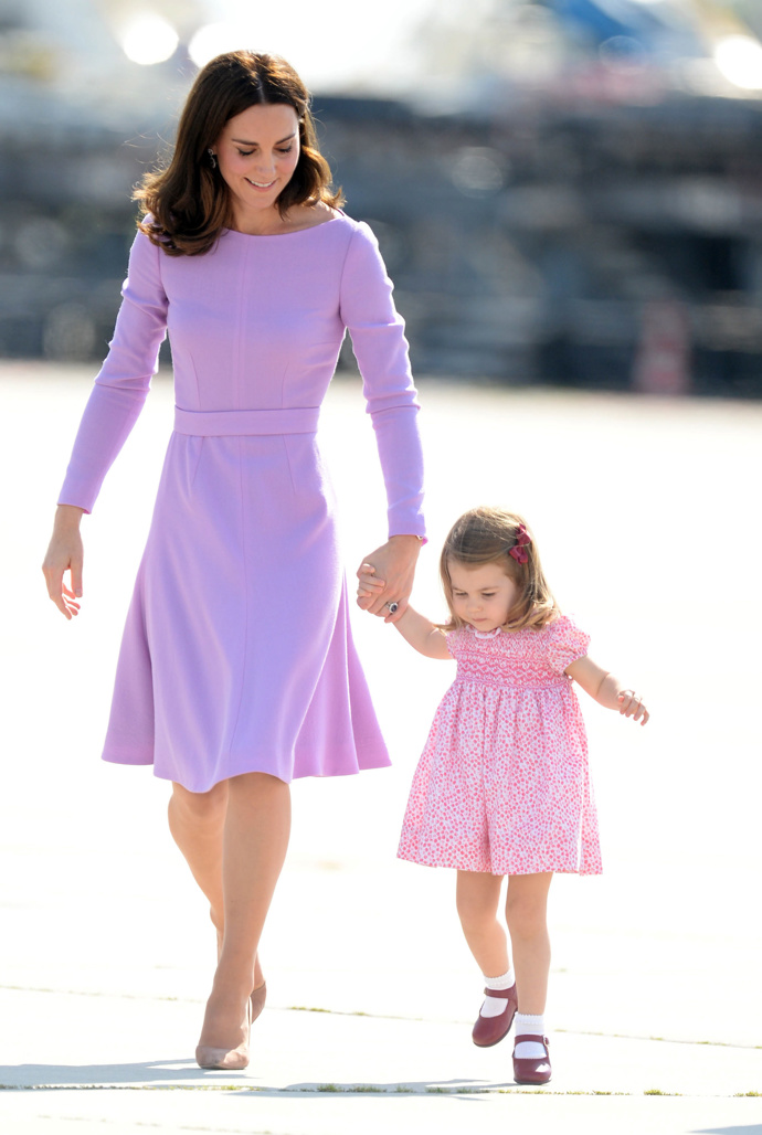 Vévodkyně Kate a princezna Charlotte Vévodkyně Kate a princezna Charlotte