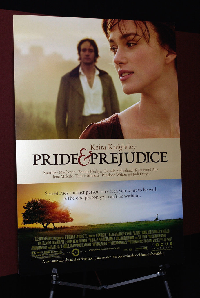 Pýcha a předsudek (Pride and Prejudice), 2005

Kdo: Keira Knightley, Matthew MacFadyen, Brenda Blethy

Co: Zde asi není třeba nic popisovat. Je to zkrátka Pýcha a předsudek. Nafoukaný pan Darcy, uvědomělá Elizabeth. No a ten zbytek už znáte.
