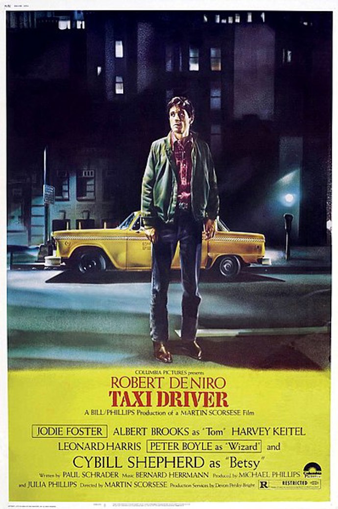 Robert De Niro ve filmu Taxikář

Robert De Niro v rámci příprav na roli pracoval měsíc jako taxikář dvanáct hodin denně. Říká se, že vozil lidi v taxíku i o pauzách mezi natáčením.

De Niro byl za film Taxikář nominovaný na Oscara, Zlatý glóbus a BAFTA, získal ceny Los Angeles Film Critics Association a New York Film Critics Circle.

