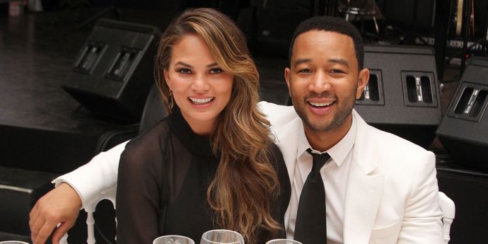 Miles Theodore Stephens

Rodiče: John Legend a Chrissy Teigen

Zpěvák prozradil, že význam jmen jejich dětí je spojen s hudbou. Druhorozený syn je pojmenován po slavném jazzovém trumpetistovi Milesovi Davisovi.

