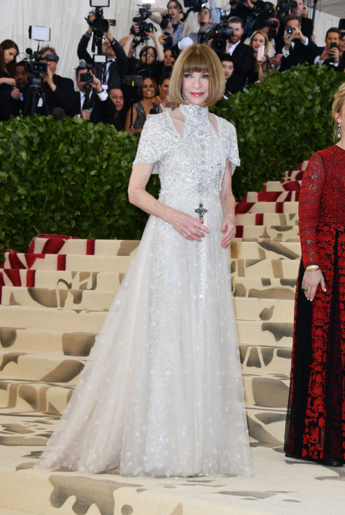 Anna Wintour v šatech značky Chanel.
