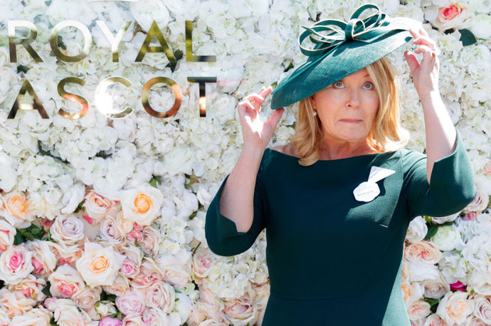 skotská televizní a rozhlasová moderátorka Kirsty Young
skotská televizní a rozhlasová moderátorka Kirsty Young