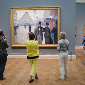 Art Institut, Chicago

Umělecký institut v Chicagu vlastní více než 300 000 uměleckých děl. Jsou rozmístěny jak v původní budově muzea, tak i v novém, moderním křídle, které navrhl architekt Renzo Piano.

Artic.edu
