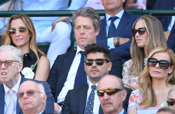 Hugh Grant a jeho manželka Anna Elisabet Bernstein (vlevo)
Hugh Grant a jeho manželka Anna Elisabet Bernstein (vlevo)