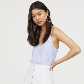 H&M 599 Kč
