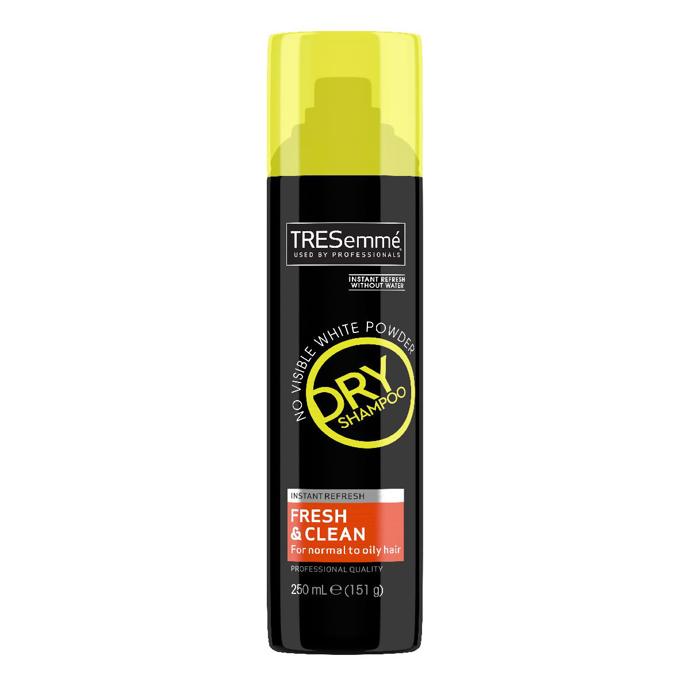 TRESemmé suchý šampon Čistota a svěžest 250ml - 149 Kč
TRESemmé suchý šampon Čistota a svěžest 250ml - 149 Kč