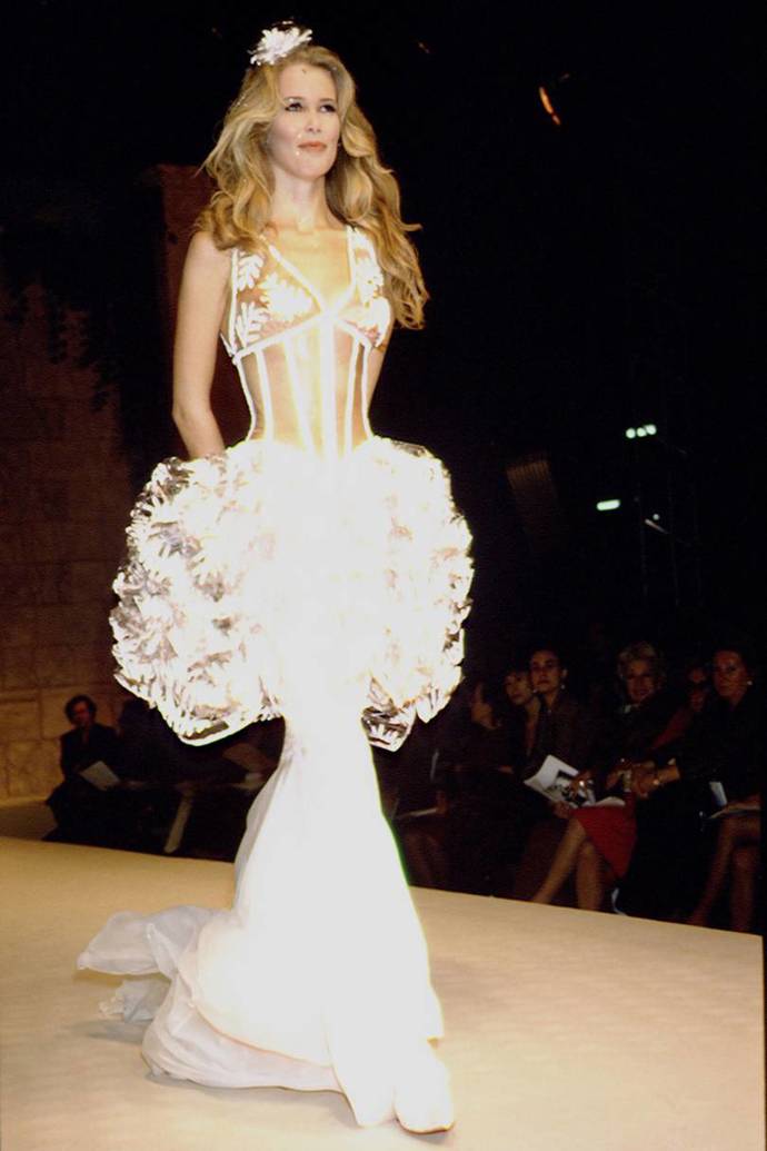 leden 1993

Jarní haute couture přehlídka Chanel.
