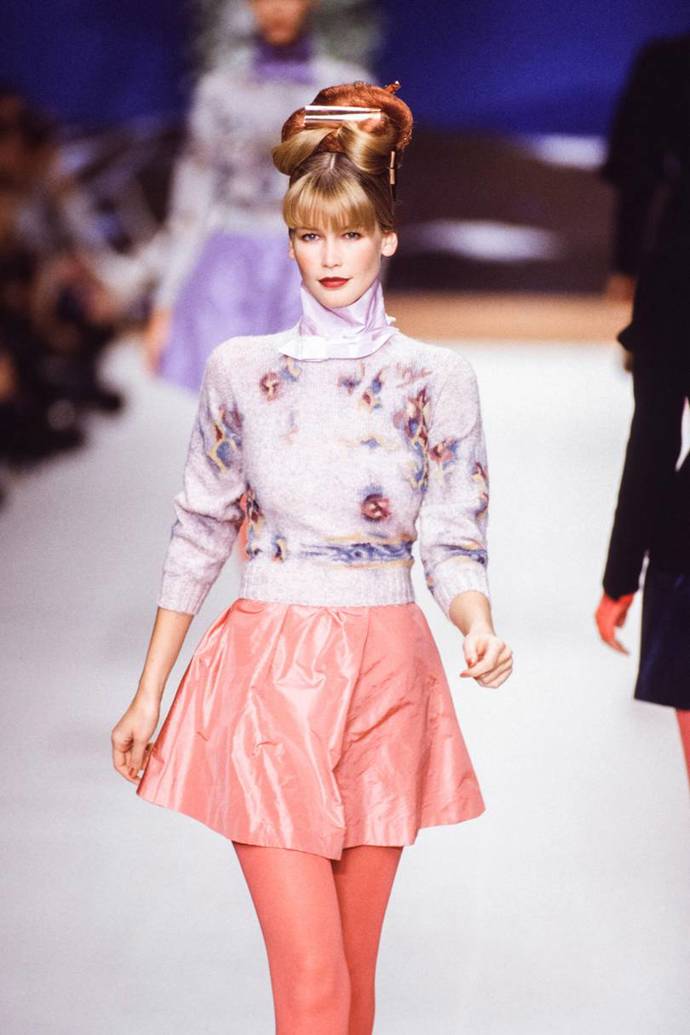 březen 1994

Přehlídka Chloé podzim/zima 1994.
