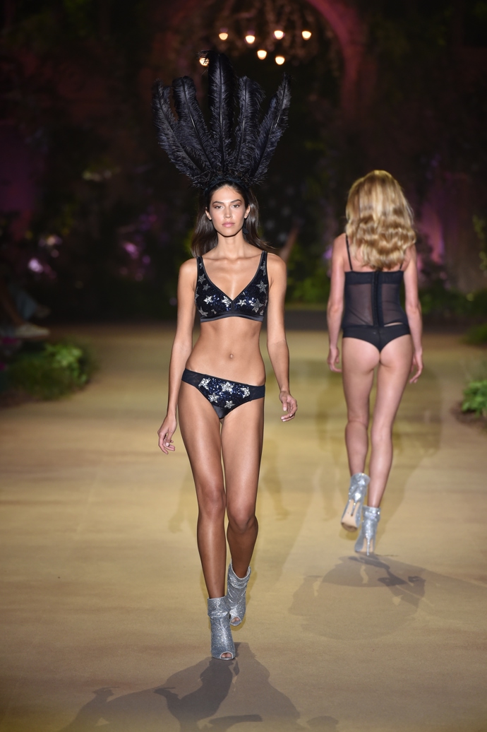 Módní přehlídka Intimissimi Módní přehlídka Intimissimi