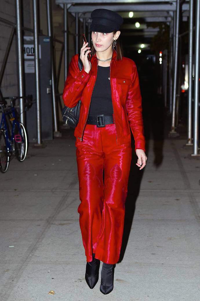 Nejvýznamnější looky Belly Hadid Nejvýznamnější looky Belly Hadid