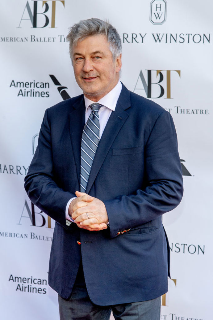 Alec Baldwin

Nyní je mu 60 let a letos se mu narodil syn Romeo. A s dětmi prý ještě někončí.
