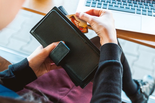 Náhlá finanční tíseň? Tady je 5 tipů, jak si vybrat půjčku