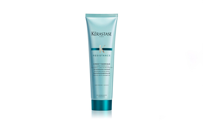 Résistance Ciment Thermique, 150 ml. Termo péče před foukáním chrání vlasy proti lámavosti a křehkosti. Hloubkově obnovuje a uhlazuje vlasové vlákno od kořínků ke konečkům. K dostání u profesionálních kadeřníků značky Kérastase. Najděte si i Vy toho svého!
KOUPIT
Résistance Ciment Thermique, 150 ml. Termo péče před foukáním chrání vlasy proti lámavosti a křehkosti. Hloubkově obnovuje a uhlazuje vlasové vlákno od kořínků ke konečkům. K dostání u profesionálních kadeřníků značky Kérastase. Najděte si i Vy toho svého!
KOUPIT