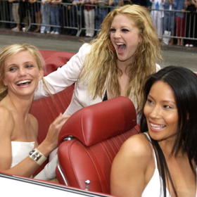 Cameron Diaz (Natalie), Drew Barrymore (Dylan), Lucy Liu (Alex)
