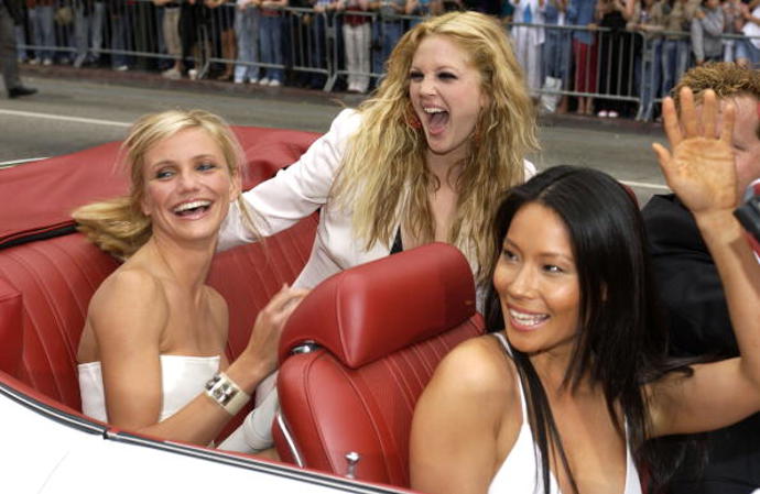 Cameron Diaz (Natalie), Drew Barrymore (Dylan), Lucy Liu (Alex)
Cameron Diaz (Natalie), Drew Barrymore (Dylan), Lucy Liu (Alex)