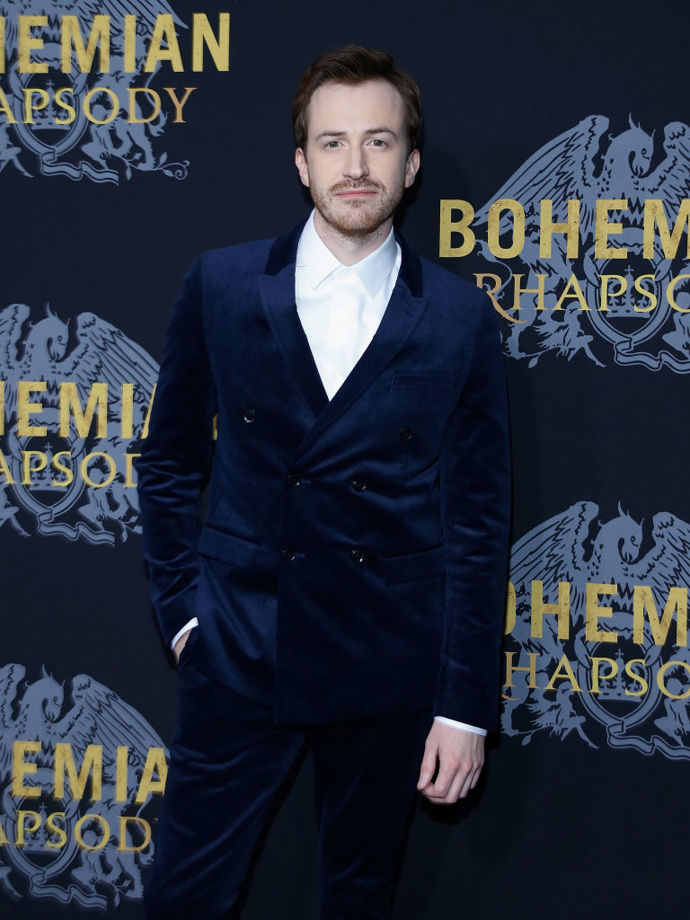 Pokud si pamatujete malého Tima z Jurského parku, tak to je právě Joe Mazzello, představitel baskytaristy Johna Deacona
Pokud si pamatujete malého Tima z Jurského parku, tak to je právě Joe Mazzello, představitel baskytaristy Johna Deacona