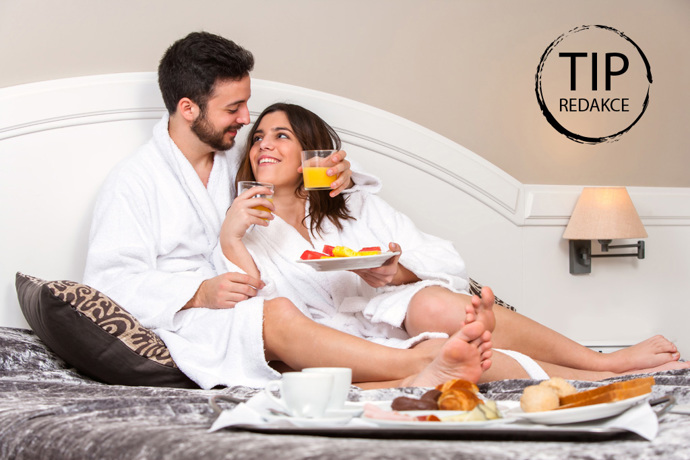 Luxusní, nevšední a originální dárek, kterým stoprocentně zabodujete: Romantika v lázních v legendárním hotelu Imperial.
KOUPIT
Luxusní, nevšední a originální dárek, kterým stoprocentně zabodujete: Romantika v lázních v legendárním hotelu Imperial.
KOUPIT