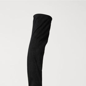 H&M, 1299 Kč
