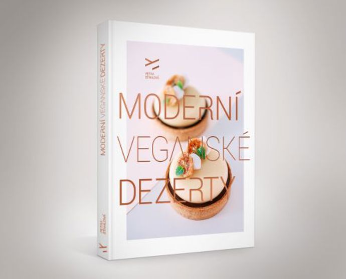 Moderní veganské dezerty - Petra Stahlová

Že makronky nelze udělat bez bílků či čokoládová pěna bez smetany? Kuchařka Moderní veganské dezerty Vám ukáže, že lehkou úpravou tradičních receptur můžete získat dezerty zdravější, svěžejší a chuťově zajímavější, než jsou jejich originální verze.

Všechny recepty mají základ v tradiční francouzské cukrařině, neobsahují ale žádné mléko, vejce či jiné živočišné produkty. Kuchařka Vás provede všemi alternativními surovinami i inovativními cukrářskými postupy, díky nimž budete moci vytvářet kouzelné dezerty, u kterých nikdo nepozná, že jsou čistě rostlinného původu.

Recepty z kuchařky najdete v únorovém čísle Marianne a pokud se vám zalíbí, zakoupit si ji můžete na eshop.petra-stahlova.cz

