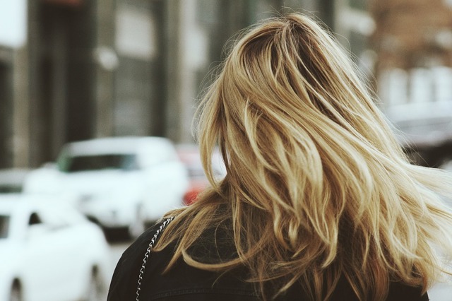 Blond