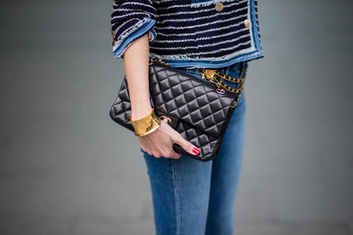 1. Prošívaná kabelka Chanel
