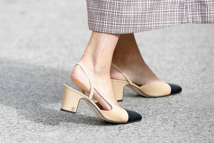 10. Lodičky Chanel
