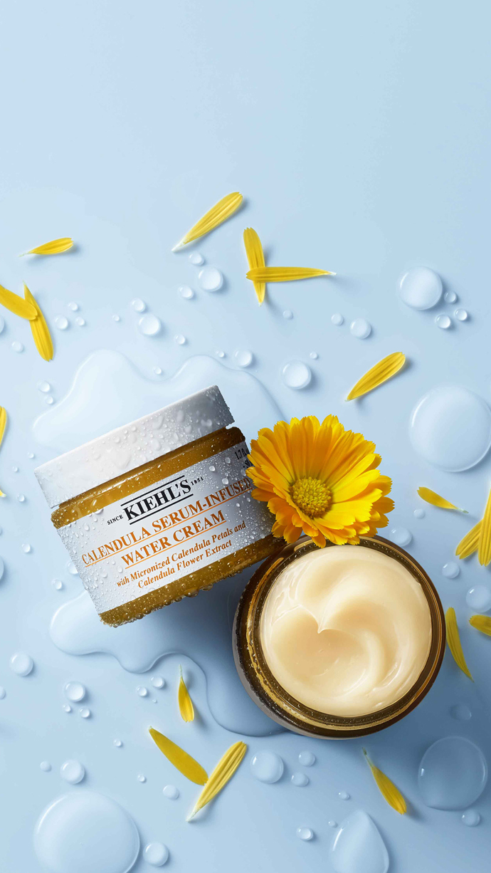 Měsíčková smršť v podobě lehkého hydratačního krému, obohaceného o sérum. 

Calendula Serum-Infused Water Cream, Kiehl's, 50ml za 1250 Kč. K dostání od května.
