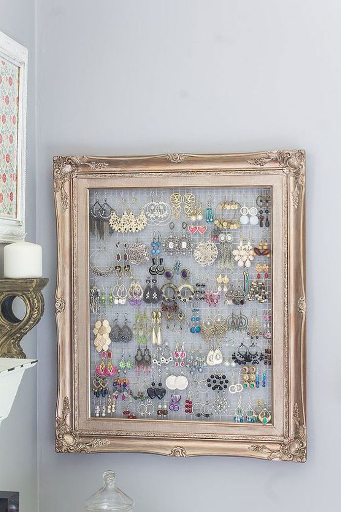 A další tip na DIY šperkovnici, tentokrát ze starého obrazového rámu. Foto: Pinterest
