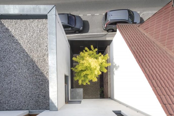 holiš + šochová architekti RODINNÝ DŮM S ATELIÉREM
