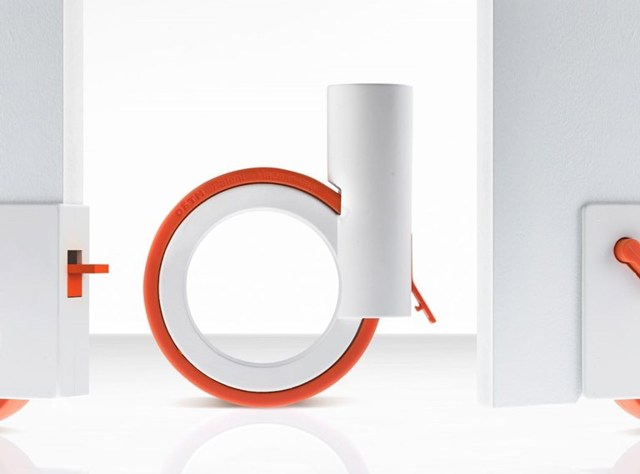 Nábytková kolečka můžou skvěle fungovat a zároveň být součástí designu nábytku. Foto: Compofurniture.com
Nábytková kolečka můžou skvěle fungovat a zároveň být součástí designu nábytku. Foto: Compofurniture.com