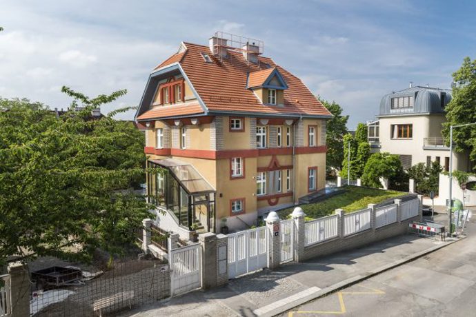 ASGK Design REKONSTRUKCE A PŘÍSTAVBA RONDOKUBISTICKÉ VILY
