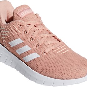 Dámské boty na běhání adidas ASWEERUN. Obuv má odolný svršek vyrobený z prodyšné síťoviny, lehké odpružení a speciální gumovou podešev, která vám zajistí stabilní došlap (1399 Kč).
