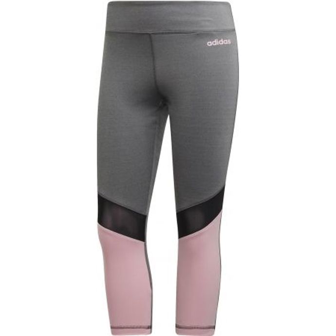 Legíny adidas ve tříčtvrteční délce (cena v obchodech).
