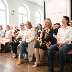 Jarní Koktejl s Marianne Jarní Koktejl s Marianne