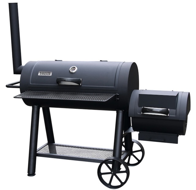 Gril Tenneker Smoker je vhodný nejen na přímé i nepřímé grilování, ale také na uzení. Foto: Hornbach
