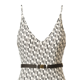 Love Stories x H&M, 949 Kč
