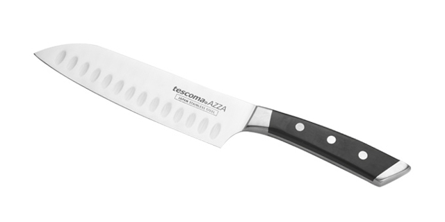 Japonské neboli Santoku nože umí krájet tenoučké plátky.
