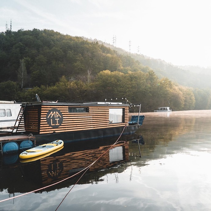 Paddleboard is můžete také půjčit.
Paddleboard is můžete také půjčit.