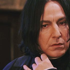  Alan Rickman jako Severus Snape
