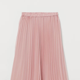 H&M, 749 Kč
