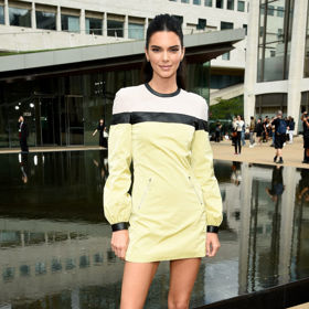 Kendall Jenner na přehlídce Longchamp
