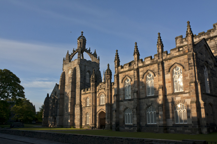 13. Aberdeen, Skotsko
119% meziroční nárůst
Město Aberdeen, které se nachází v severovýchodním Skotsku, je známé jako žulové město. Kromě bílého kamene nabízí perfektní kuchyni, mnoho galerií a muzeí, a také členité pobřeží, které působí romantickým dojmem.
13. Aberdeen, Skotsko
119% meziroční nárůst
Město Aberdeen, které se nachází v severovýchodním Skotsku, je známé jako žulové město. Kromě bílého kamene nabízí perfektní kuchyni, mnoho galerií a muzeí, a také členité pobřeží, které působí romantickým dojmem.