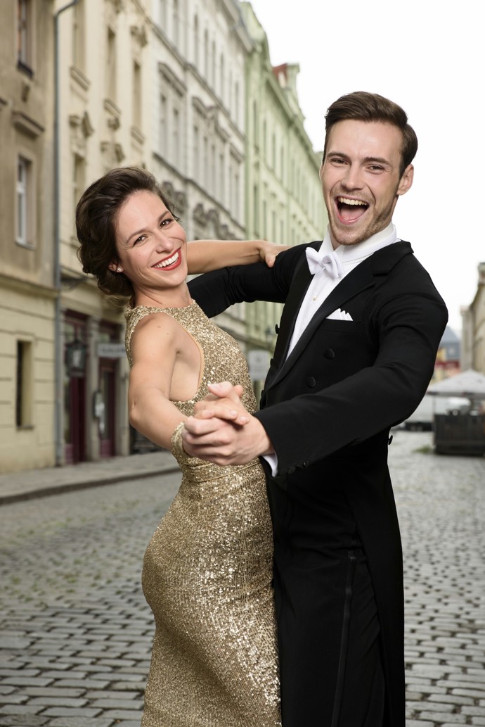 Herečka Veronika Khek Kubařová a tanečník Dominik Vodička
