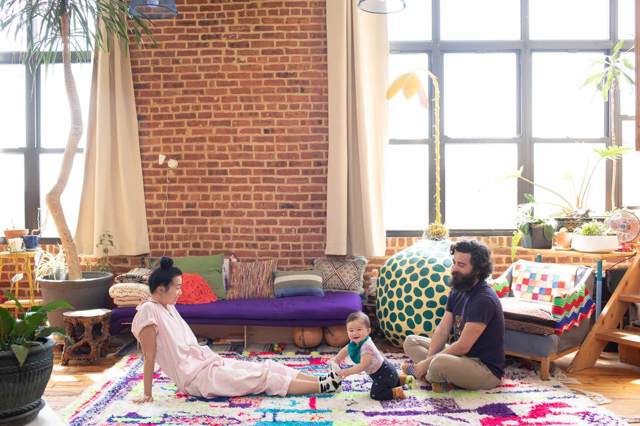 Knížka Creative Spaces od Poketo Knížka Creative Spaces od Poketo