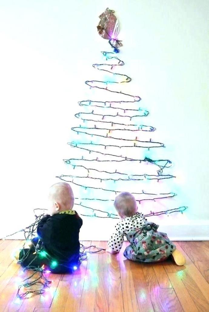 Doma nic nemáte a do obchodu se vám už nechce? Vystačíte si pouze se světýlky.  Foto: lucashomeremodeling.co
