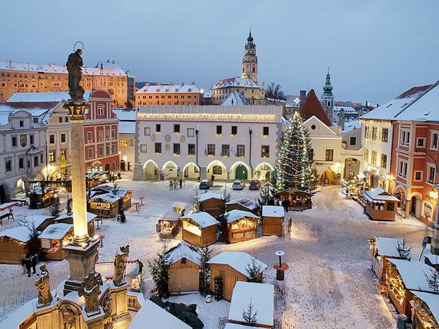 Adventní trhy: Kam vyrazit na svařák?