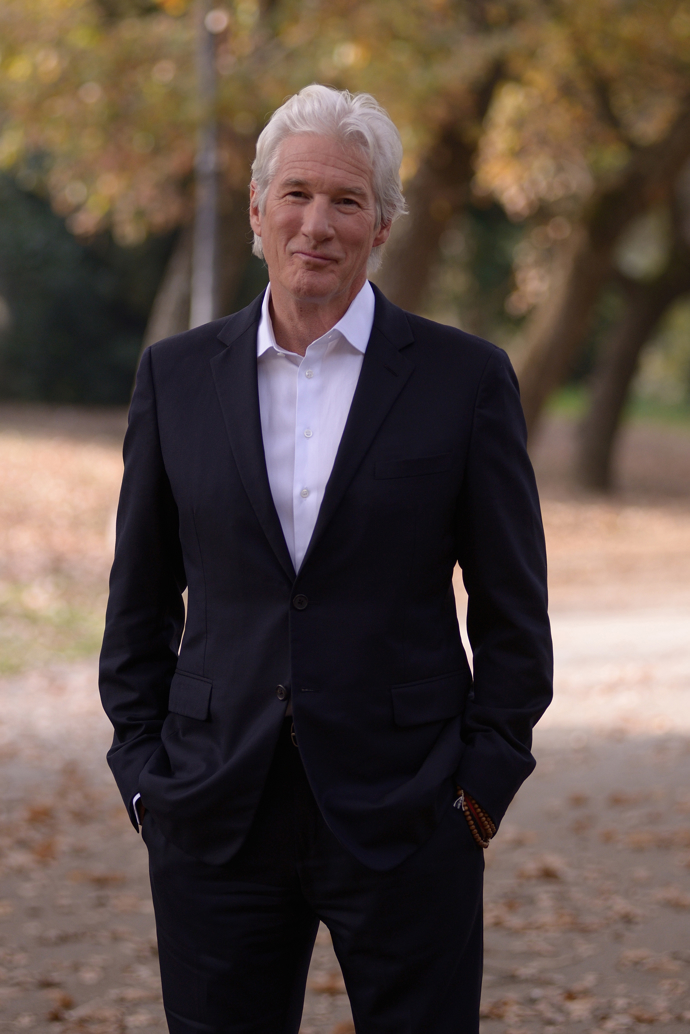 Ve filmu Pretty Woman okouzlil Richard Gere ženy po celém světě. Ve snímku Smím prosit? zase dokázal, že umí i skvěle tančit. 

