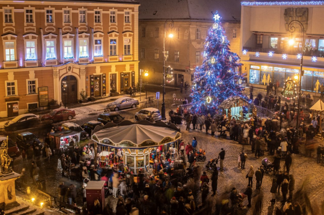 Adventní trhy: Kam vyrazit na svařák?