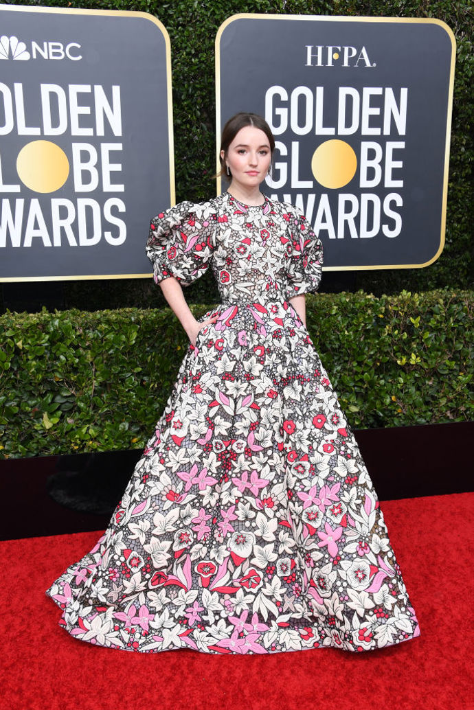 Kaitlyn Dever v šatech Valentino Haute Couture

