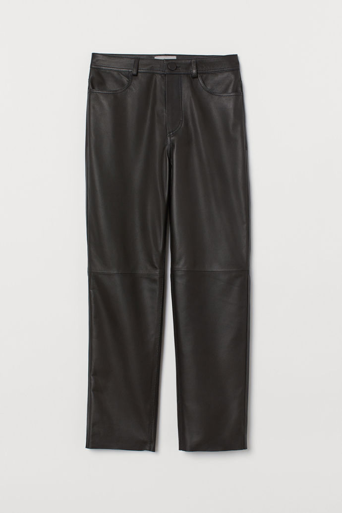 H&M, 6999 Kč
